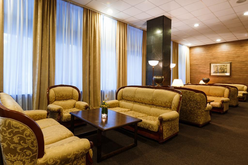 Codru Hotel تشيسيناو المظهر الخارجي الصورة