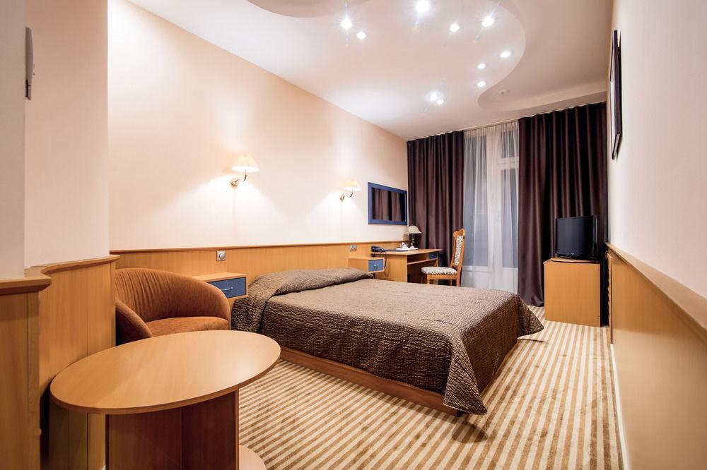 Codru Hotel تشيسيناو المظهر الخارجي الصورة