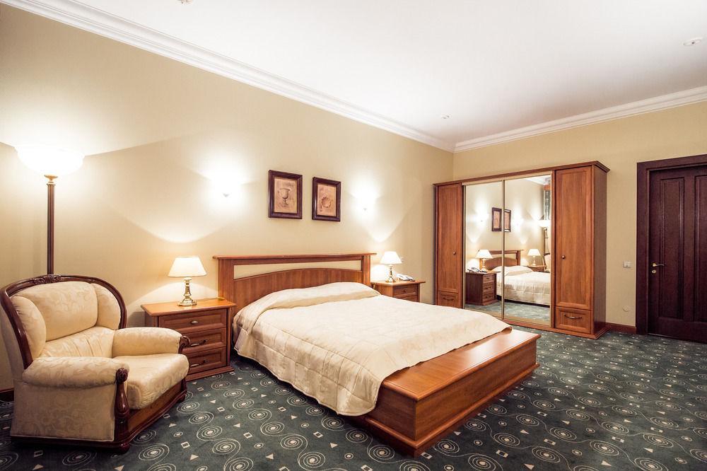 Codru Hotel تشيسيناو المظهر الخارجي الصورة