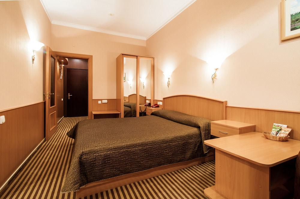 Codru Hotel تشيسيناو المظهر الخارجي الصورة