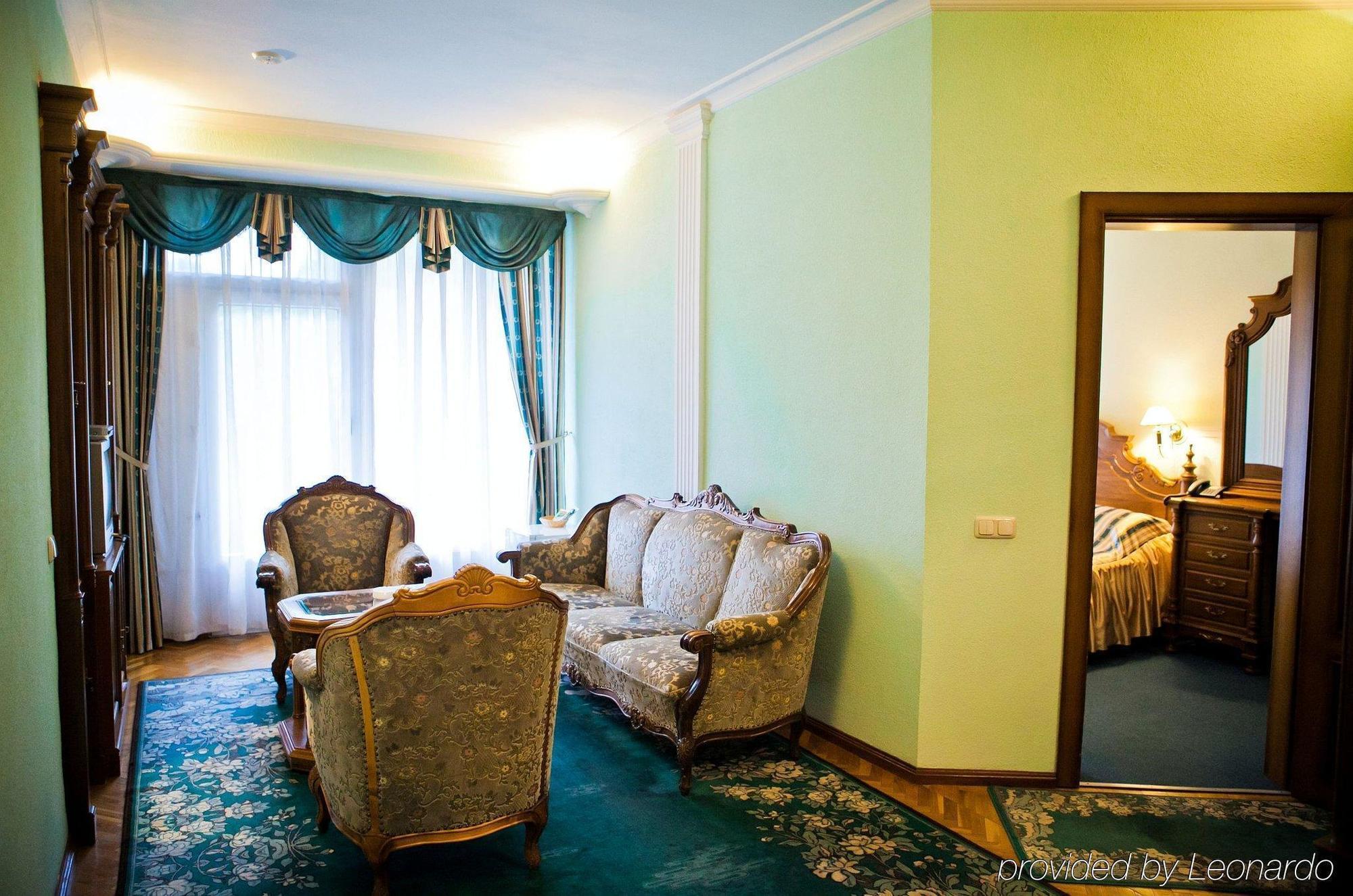 Codru Hotel تشيسيناو المظهر الخارجي الصورة